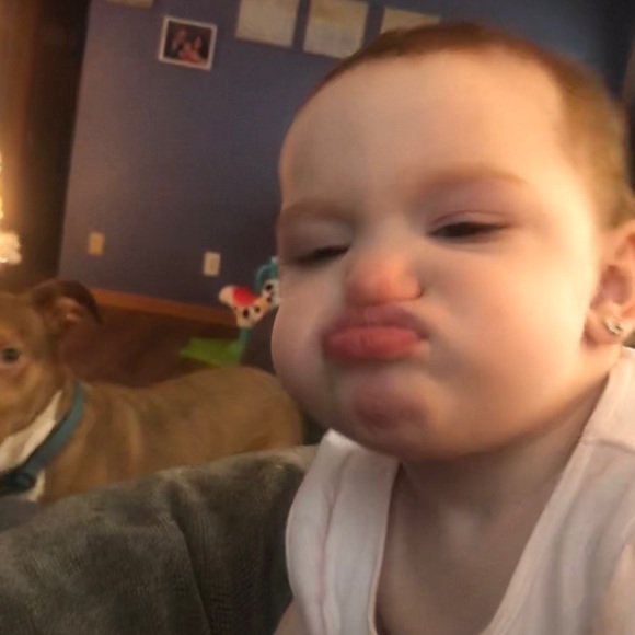 Meet your Posher, Zaira - Picture 1 of 1